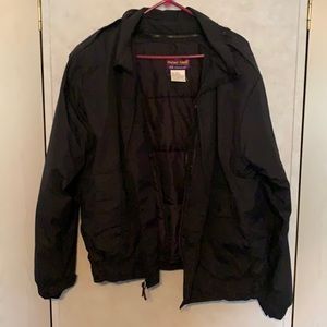 Barely worn Men’s Bomber-style jacket; removable lining! Very warm!